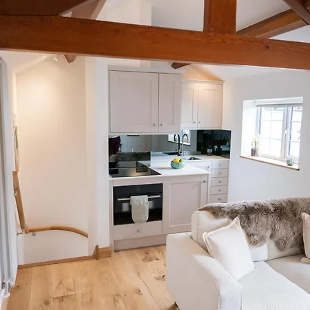 بيت للعطل Tucked Away